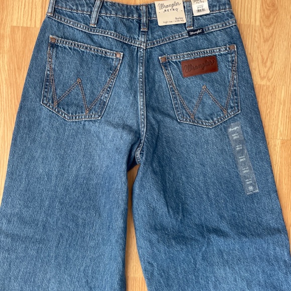 NWT Wrangler Retro Bailey High Rise Wide Leg Blue Denim Jeans Size 28x32 - Picture 12 of 12